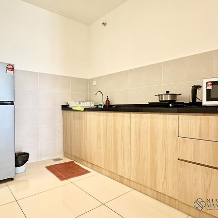 Bali Sea View Residences Melaka At Stayrene Exteriör bild