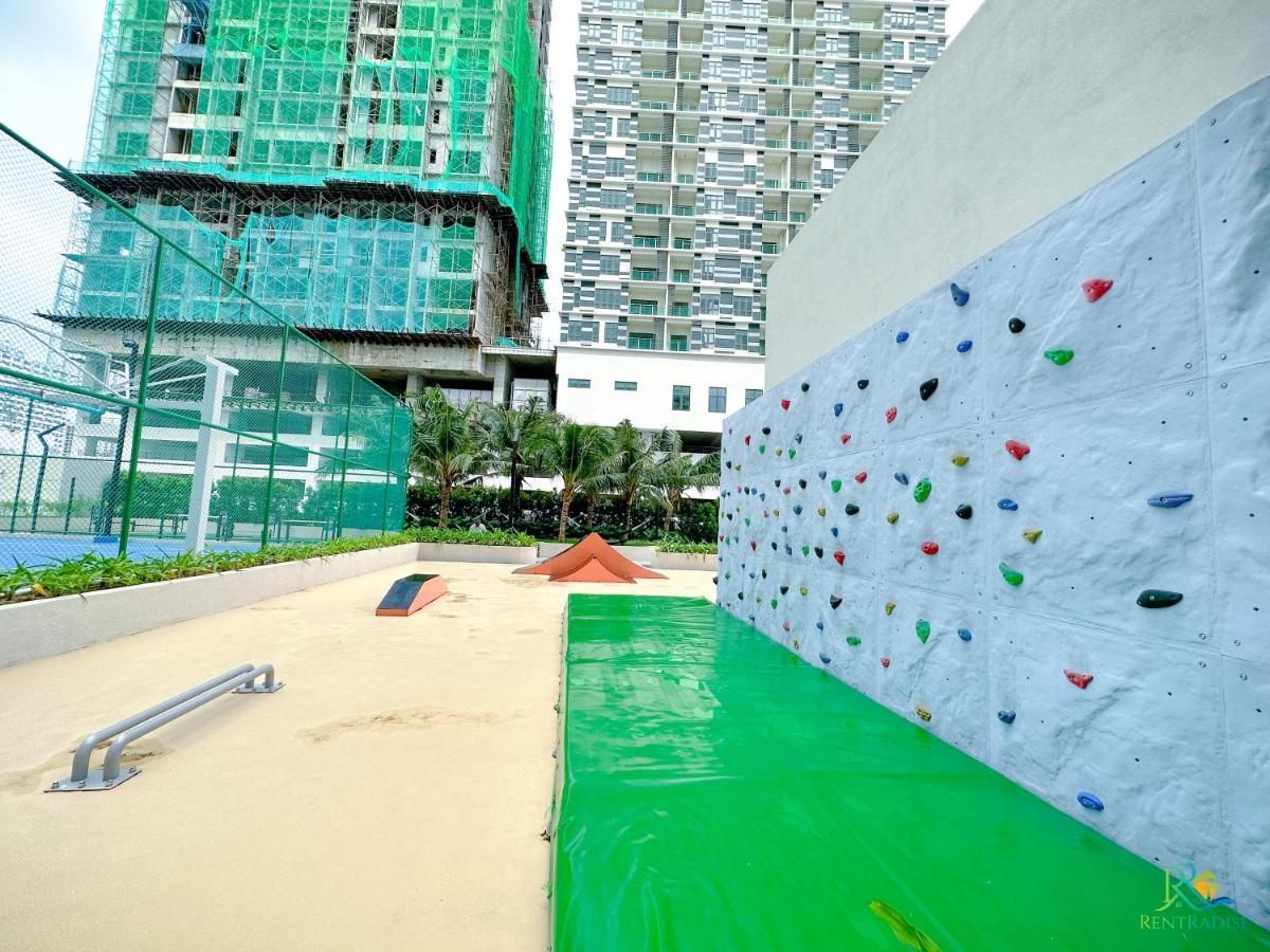 Bali Sea View Residences Melaka At Stayrene Exteriör bild