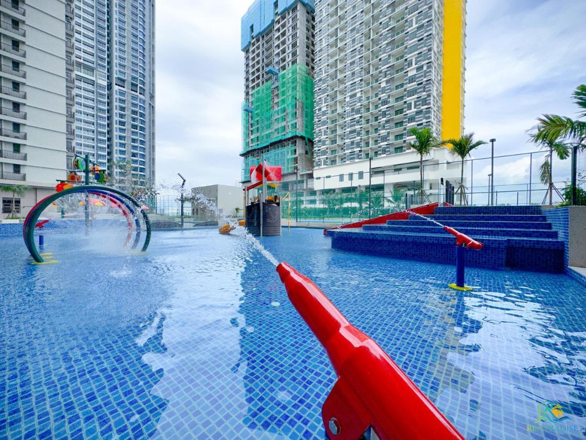 Bali Sea View Residences Melaka At Stayrene Exteriör bild