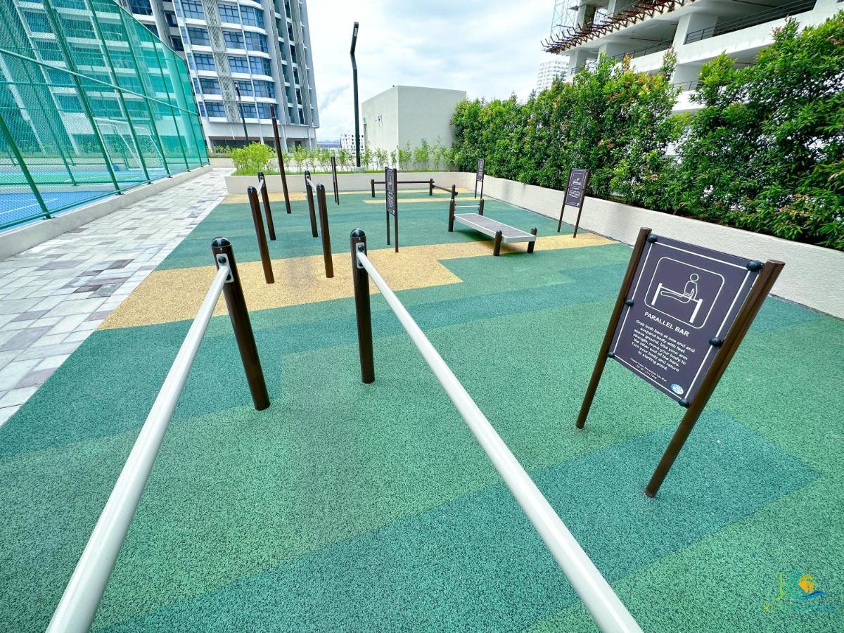 Bali Sea View Residences Melaka At Stayrene Exteriör bild